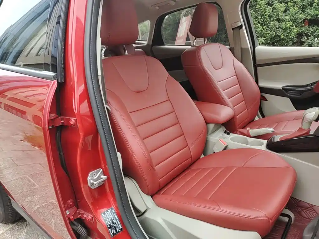 Ford Focus — миниатюра 25