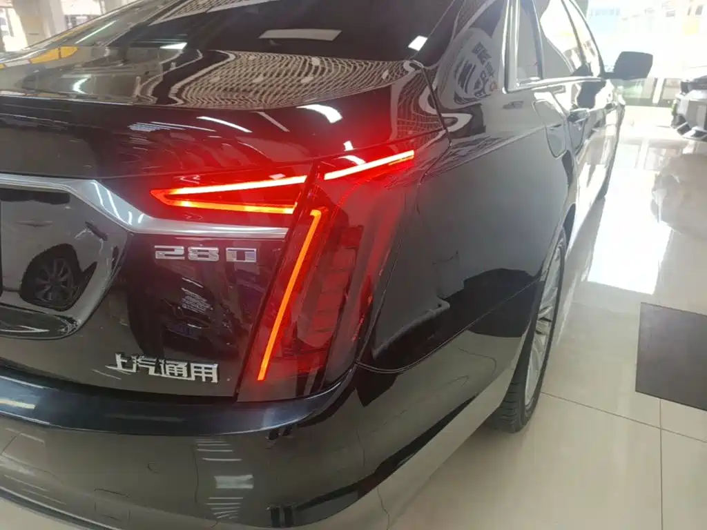 Cadillac CT6 — миниатюра 8