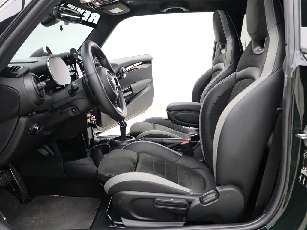 MINI Mini JCW — миниатюра 2