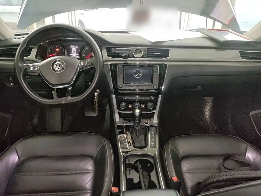 Volkswagen Passat — миниатюра 10