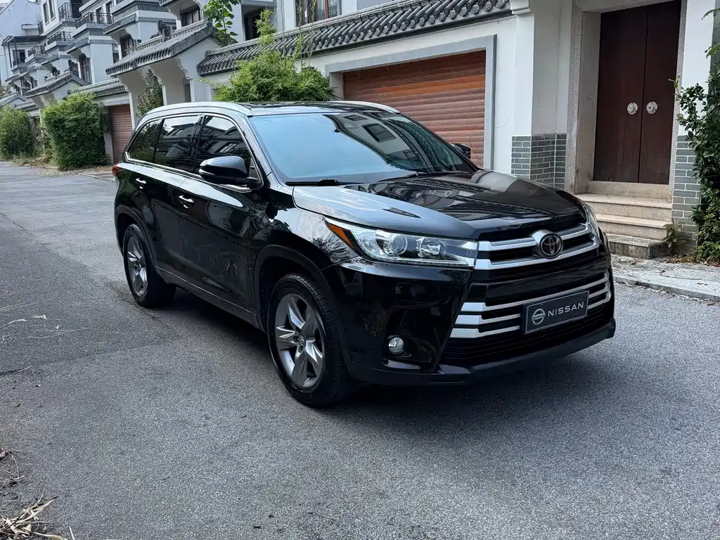 Toyota Highlander — миниатюра 3