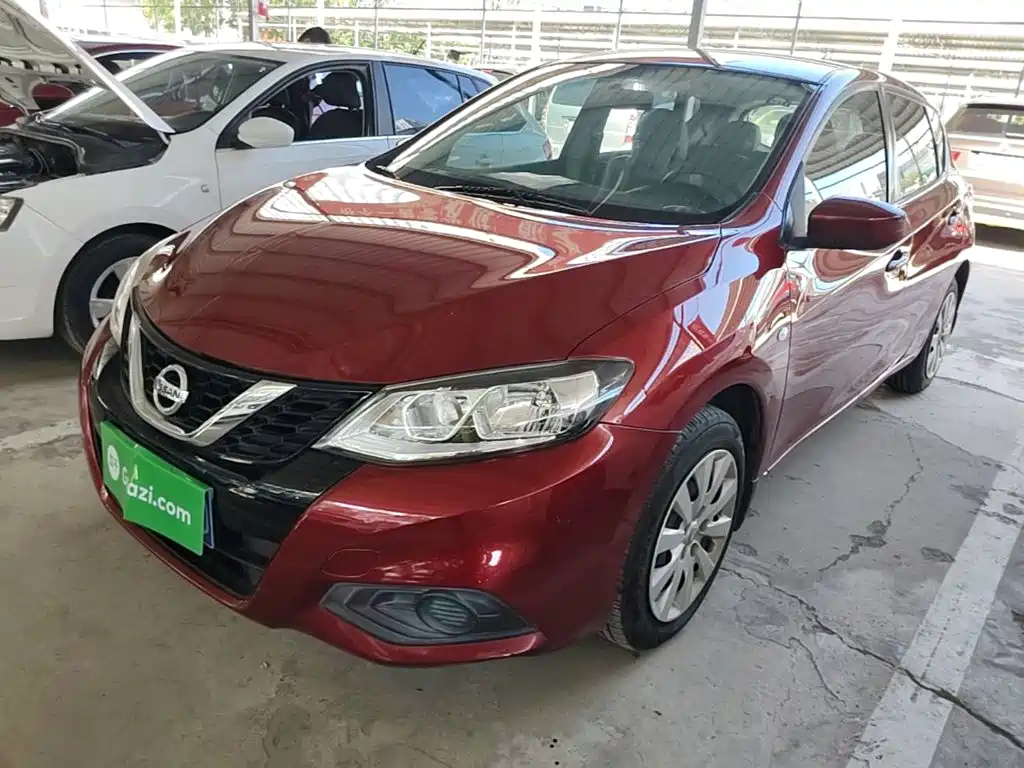 Nissan Tiida — миниатюра 2