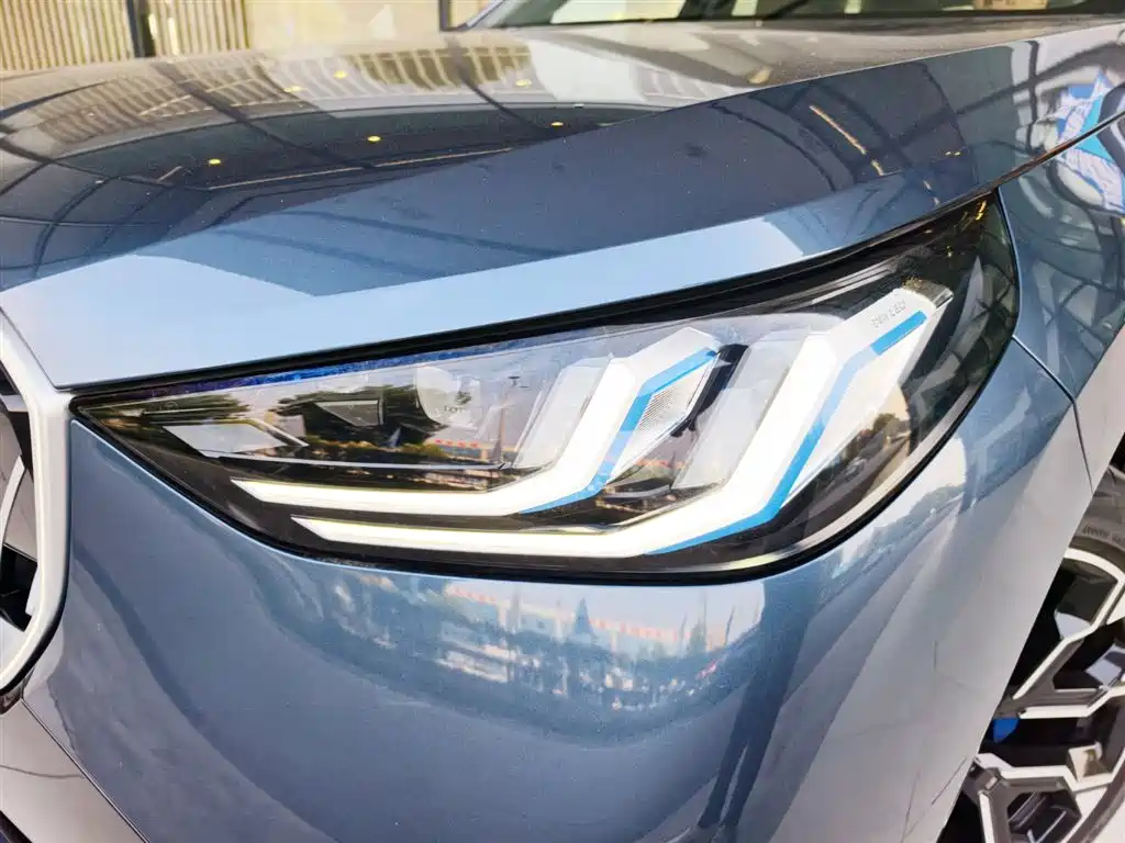 BMW X3 — миниатюра 8