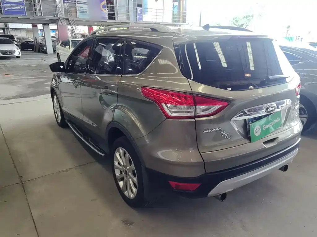 Ford Kuga — миниатюра 5
