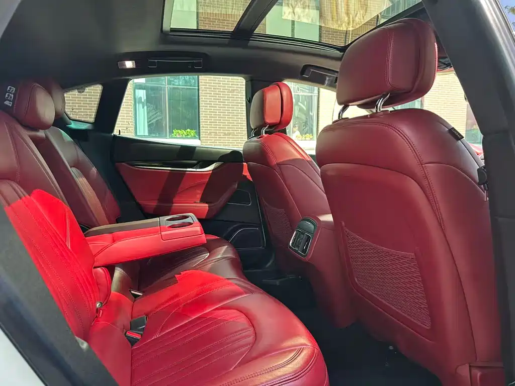 Maserati Levante — миниатюра 18