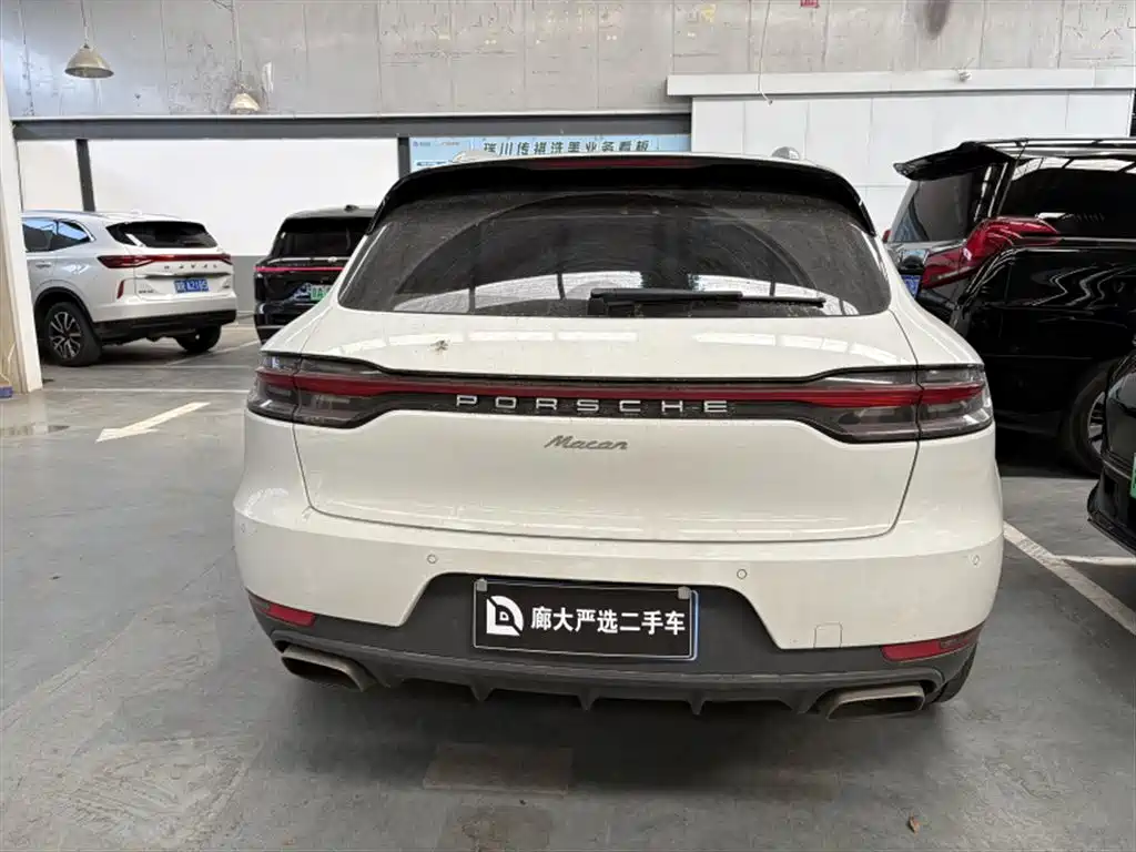 Porsche Macan — миниатюра 8