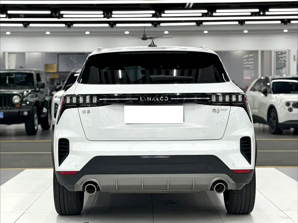 Lynk & Co 06 EM-P — миниатюра 5