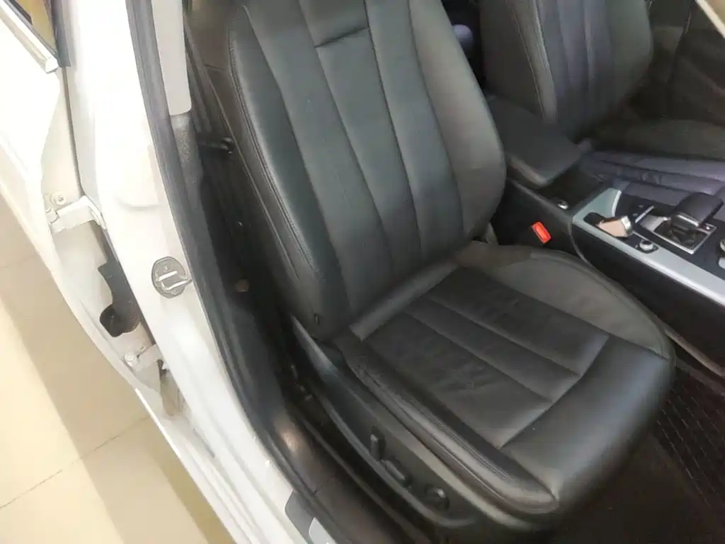 Audi A4L — миниатюра 25