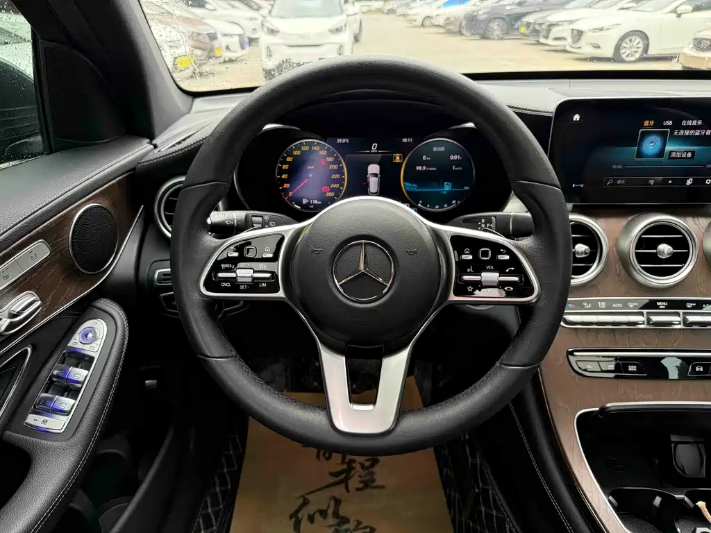 Mercedes-Benz GLC — миниатюра 11