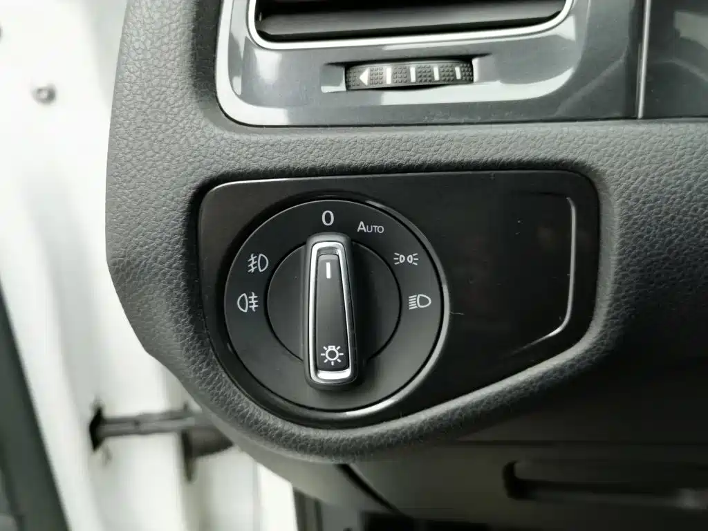 Volkswagen Golf — миниатюра 21