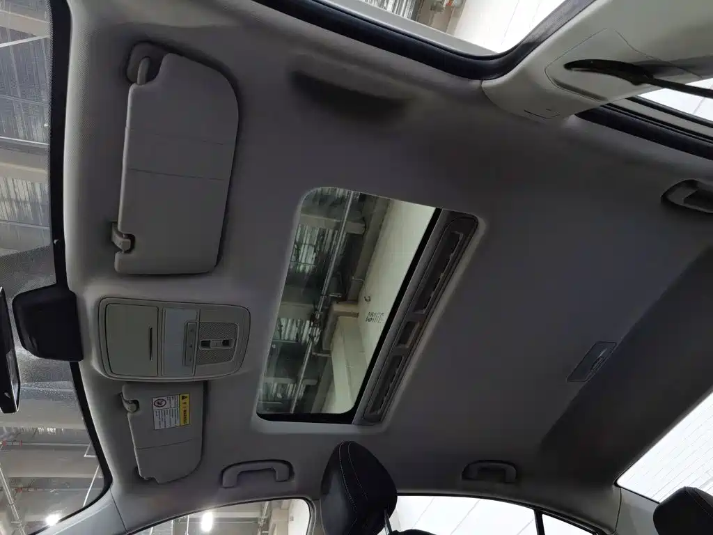 Roewe i5 — миниатюра 14