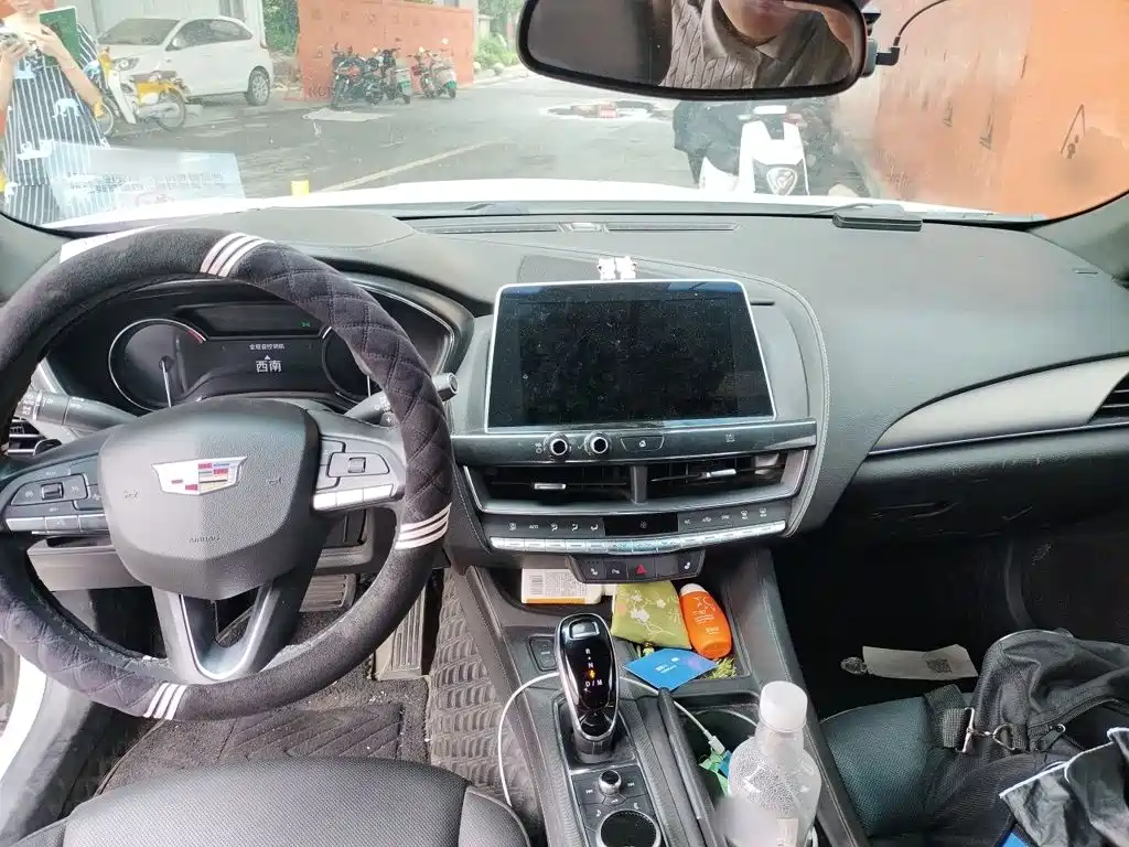 Cadillac CT5 — миниатюра 5