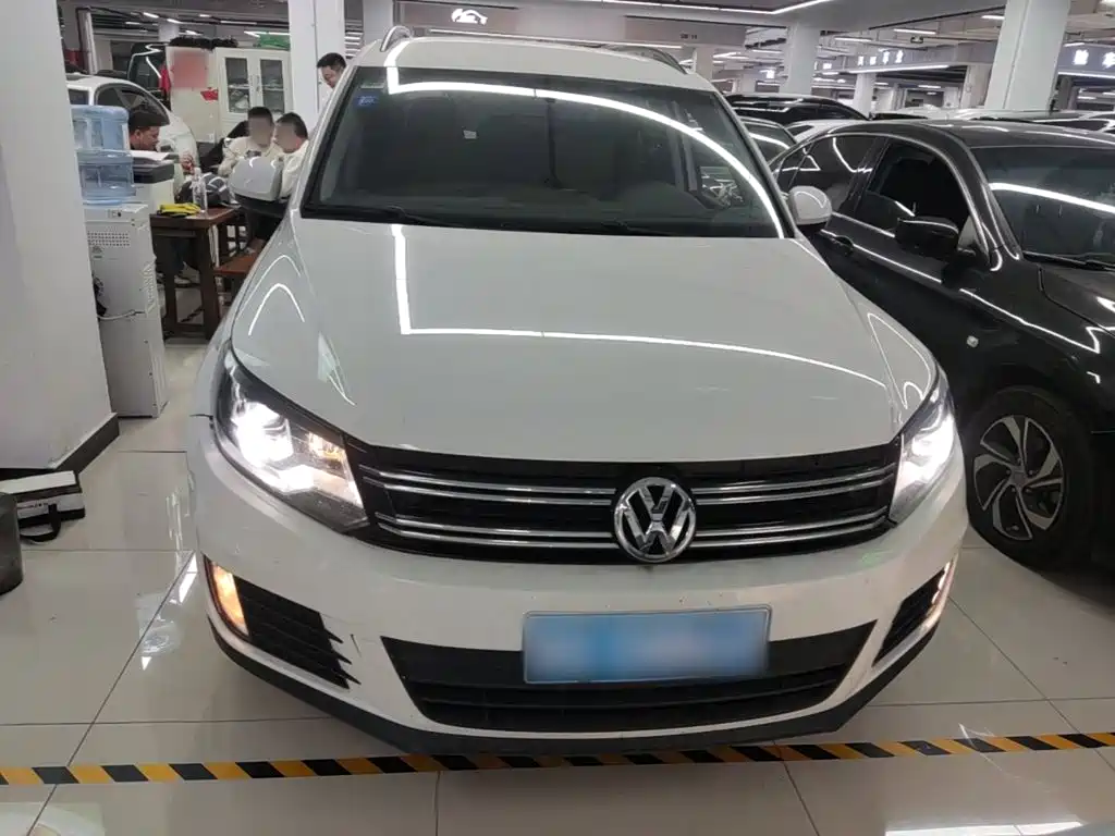 Volkswagen Tiguan — миниатюра 3