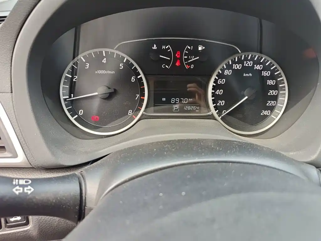 Nissan Sylphy — миниатюра 8