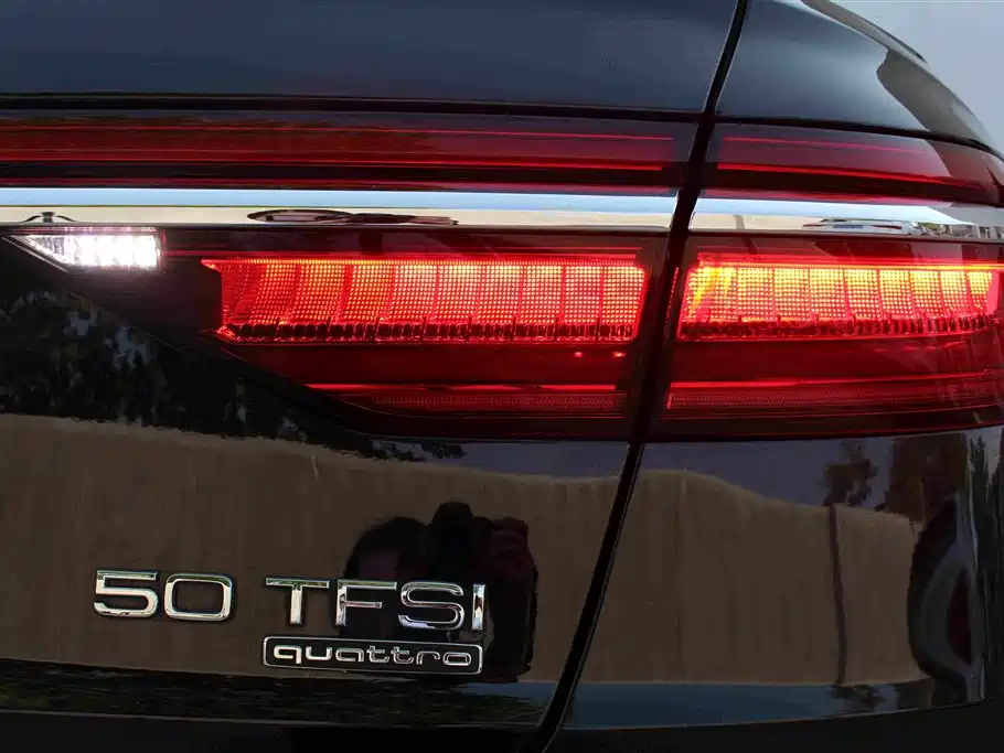 Audi A8 — миниатюра 18