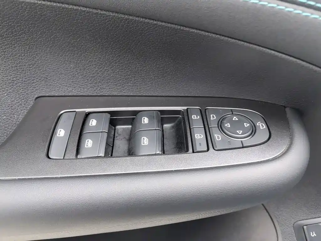 BYD Seal 05 DM-i — миниатюра 9