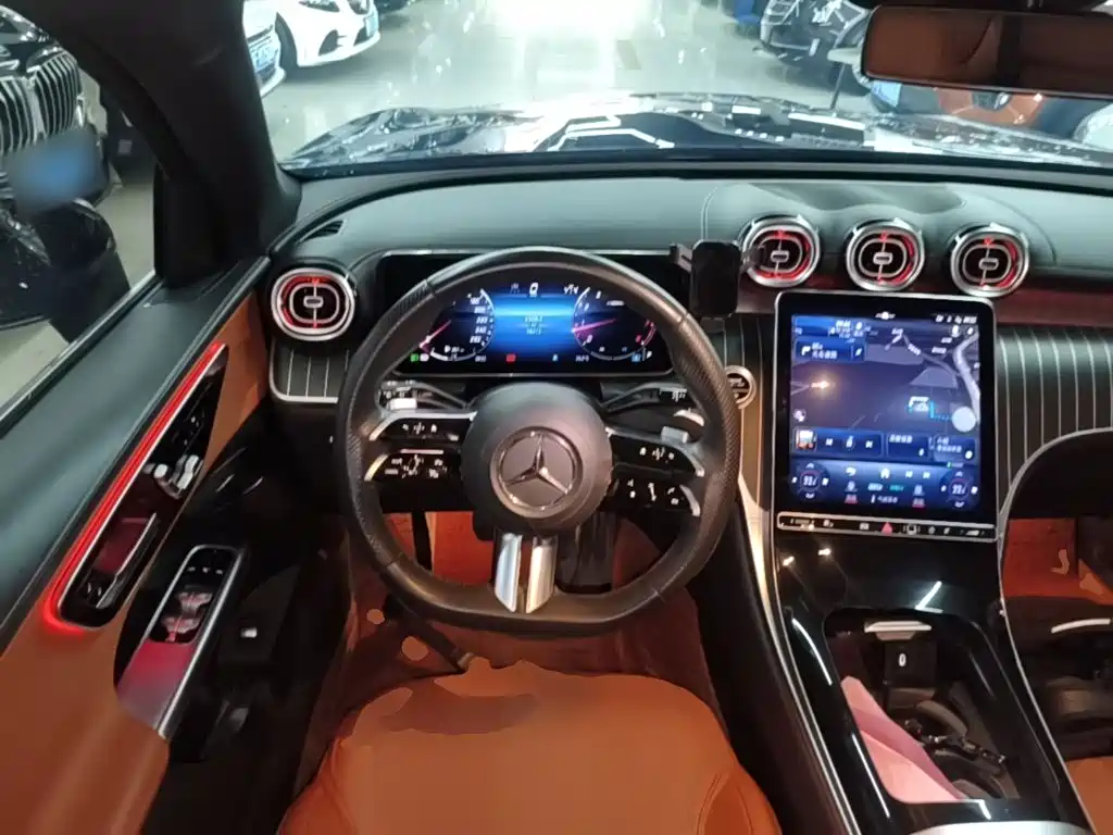 Mercedes-Benz GLC — миниатюра 11