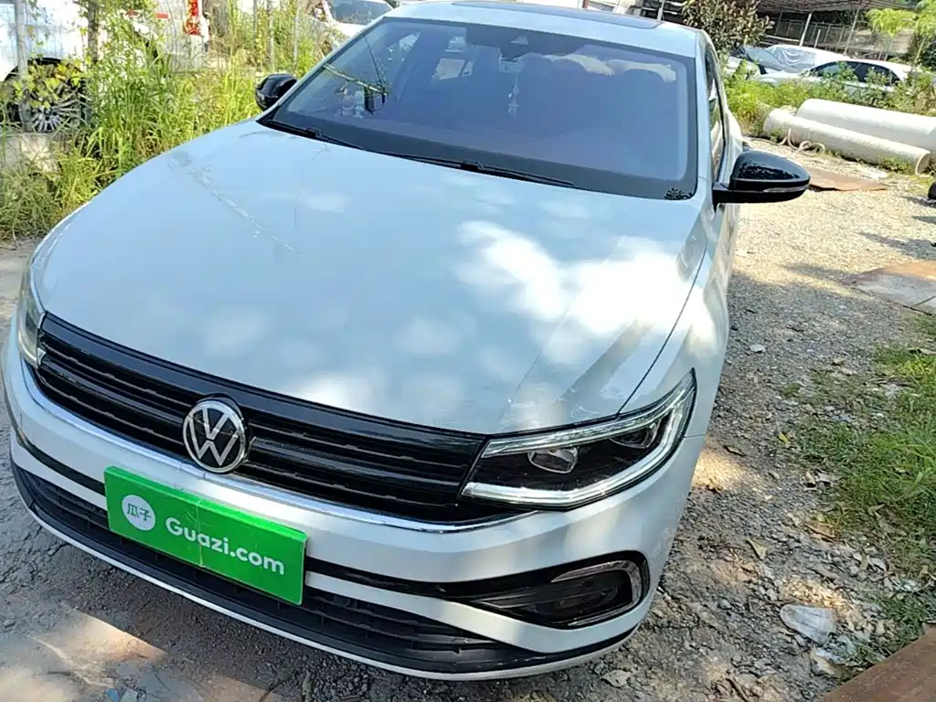 Volkswagen Bora — миниатюра 2