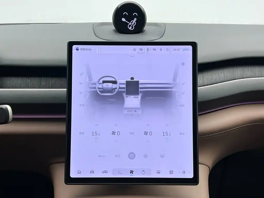 NIO ES8 — миниатюра 26