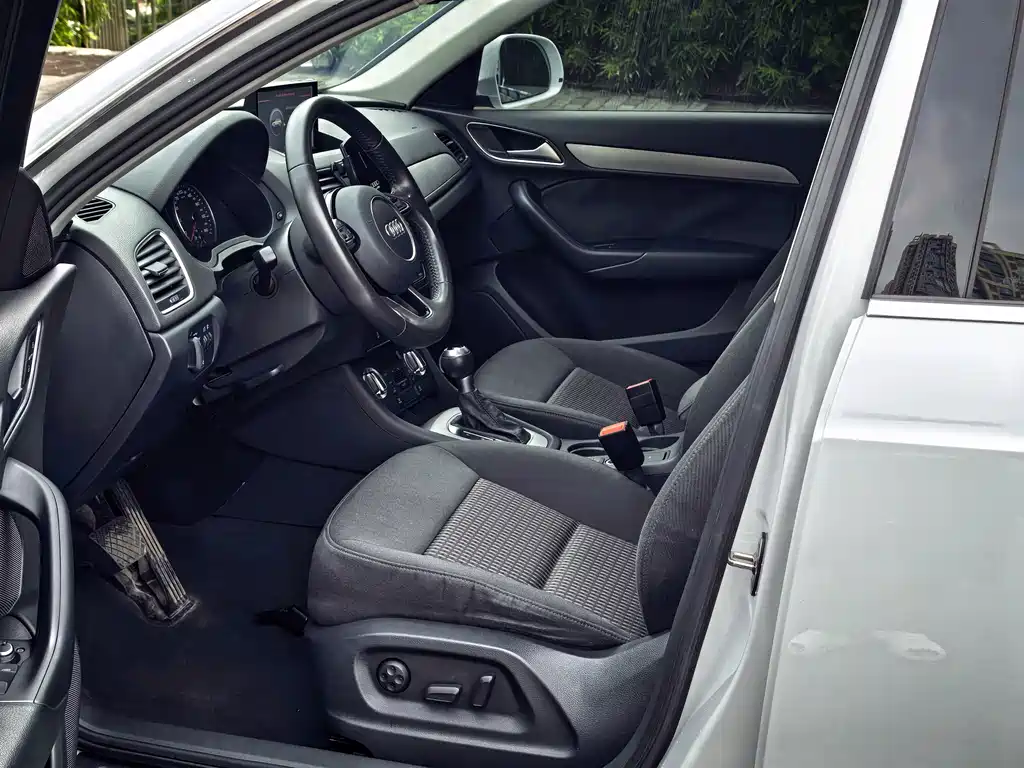 Audi Q3 — миниатюра 8