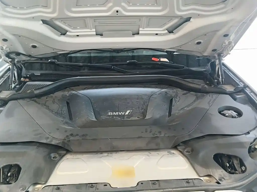 BMW iX3 — миниатюра 20