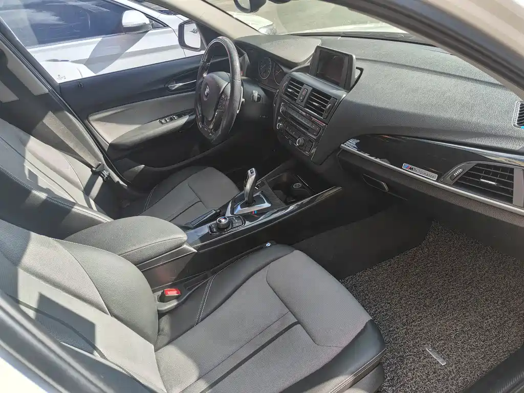 BMW 1 Series (Import) — миниатюра 9
