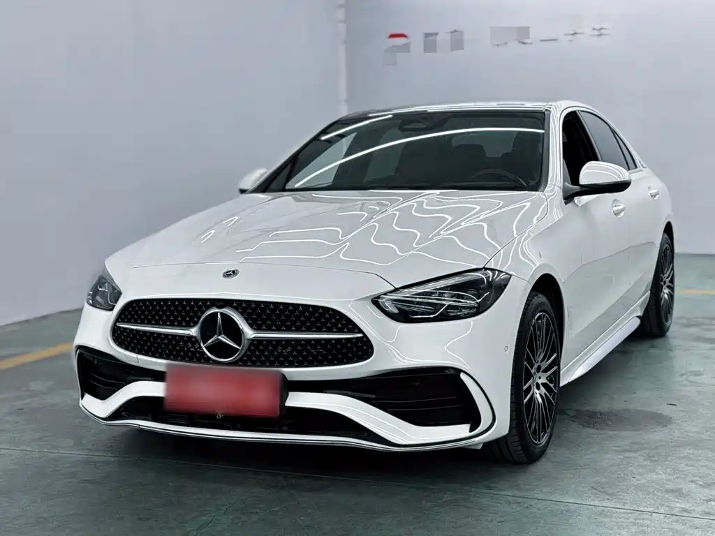 Mercedes-Benz C-Class — миниатюра 3