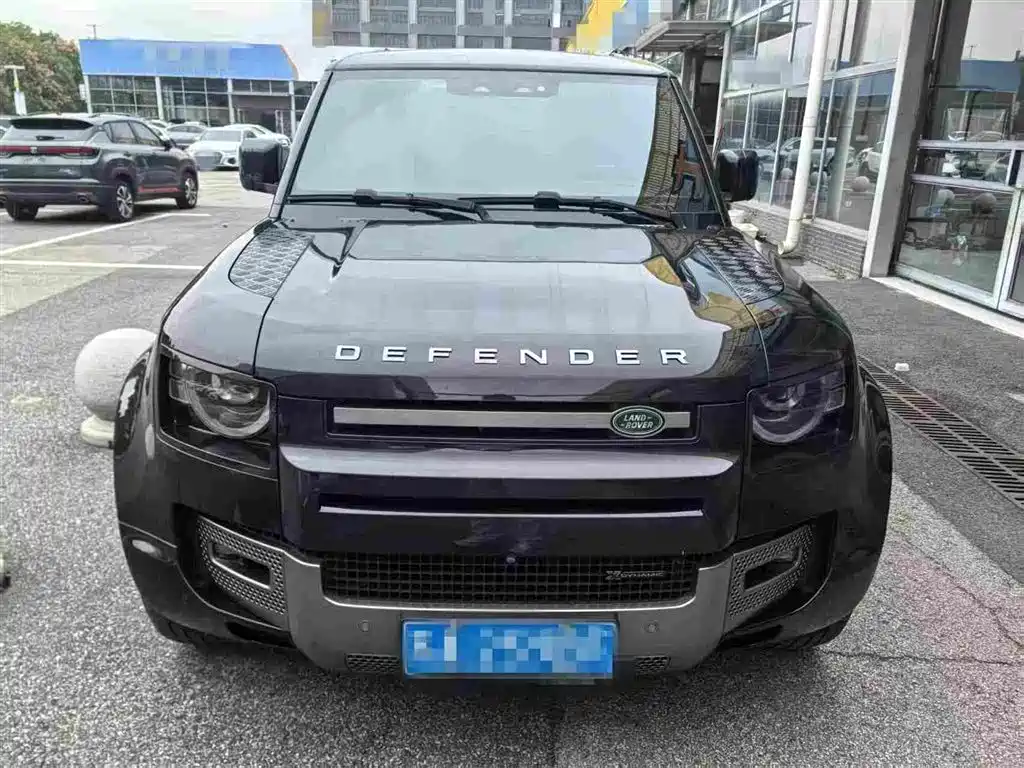 Land Rover Defender — миниатюра 2