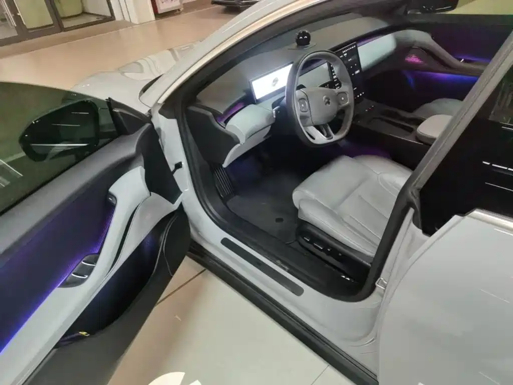 NIO ET5T — миниатюра 16