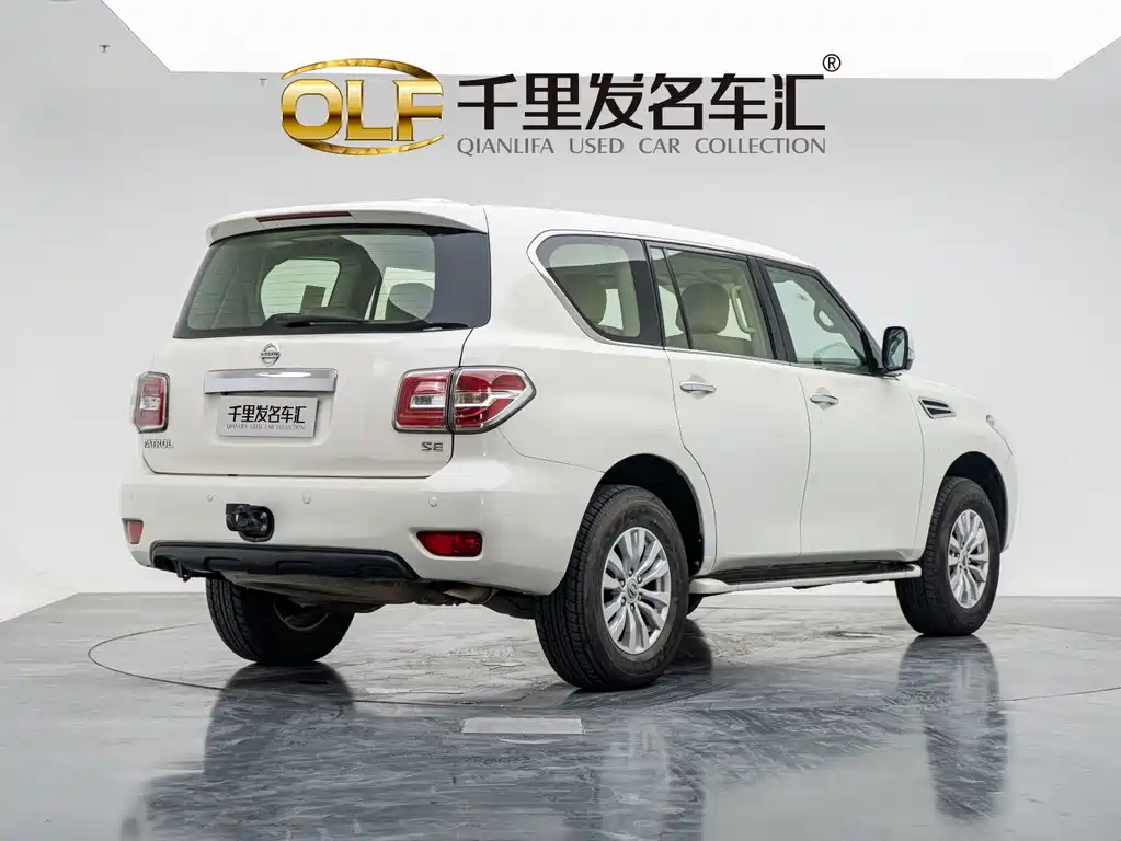 Nissan Patrol — миниатюра 8