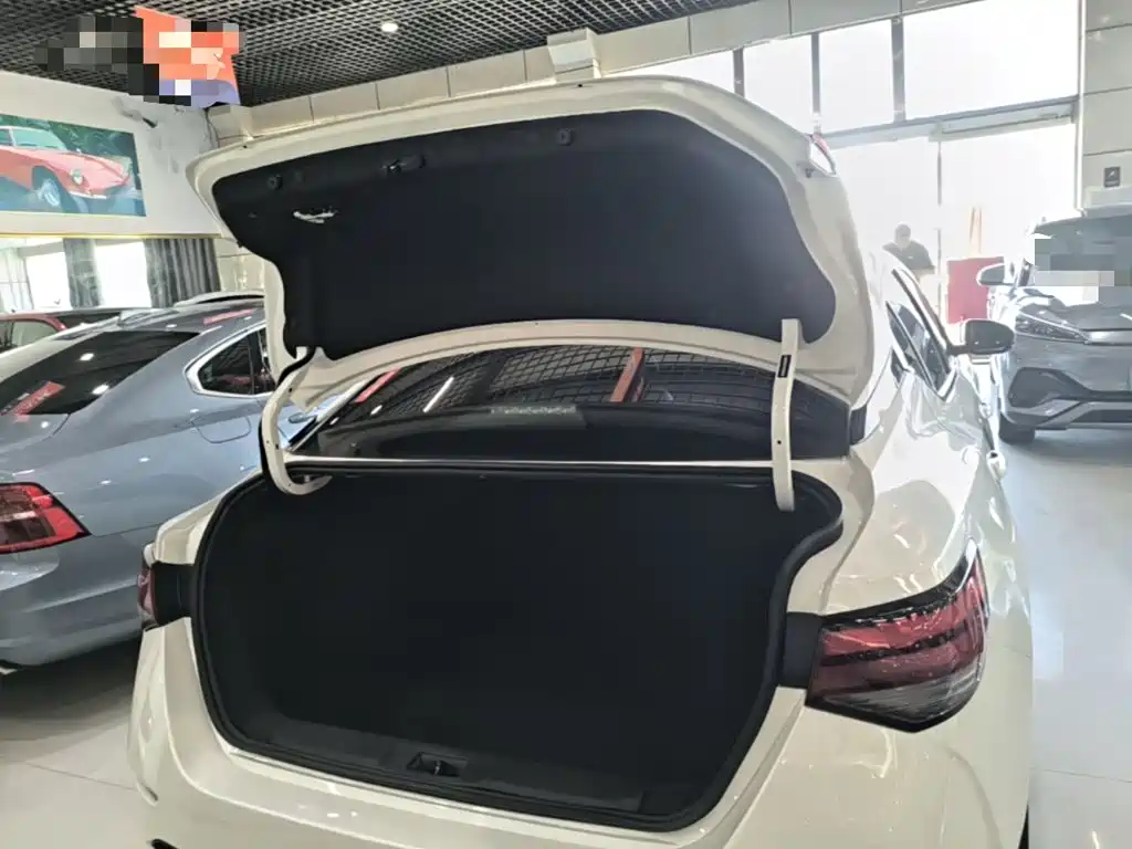 Nissan Sylphy — миниатюра 19