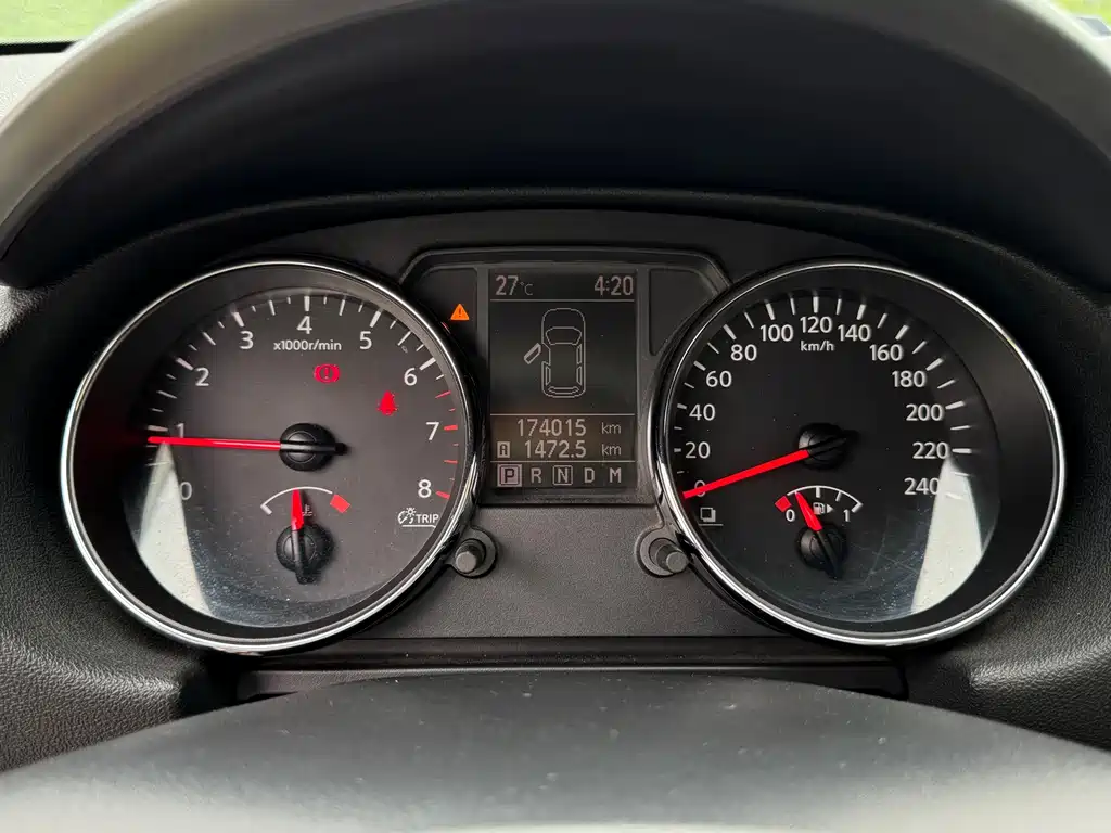 Nissan Qashqai — миниатюра 12