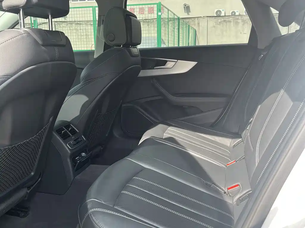 Audi A4L — миниатюра 6