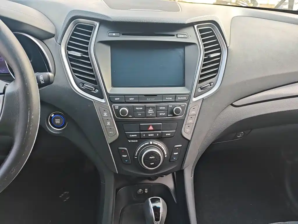 Hyundai Santa Fe — миниатюра 13