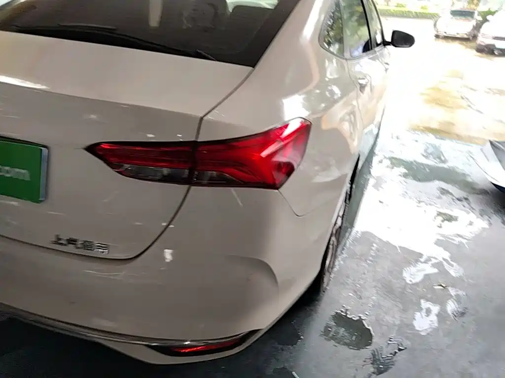 Buick Verano — миниатюра 8