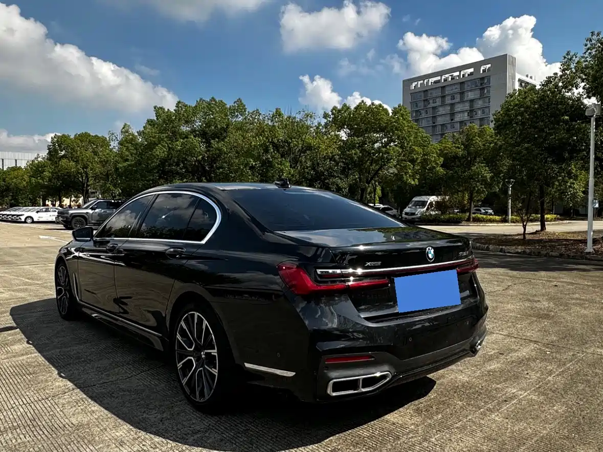 BMW 7 Series