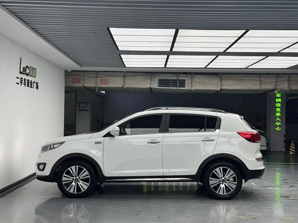 Kia Sportage — миниатюра 7