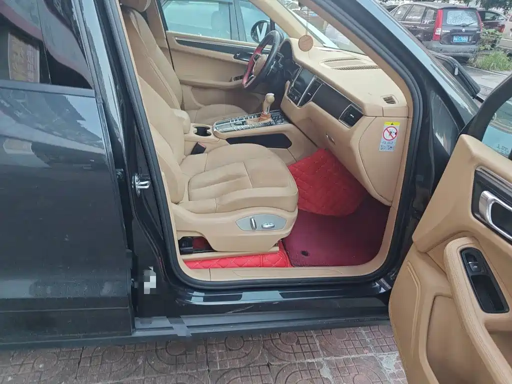 Porsche Macan — миниатюра 18