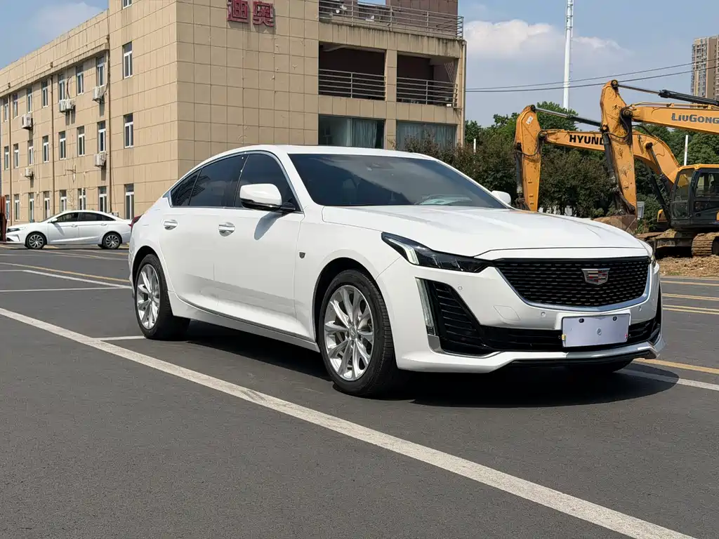 Cadillac CT5 — миниатюра 3