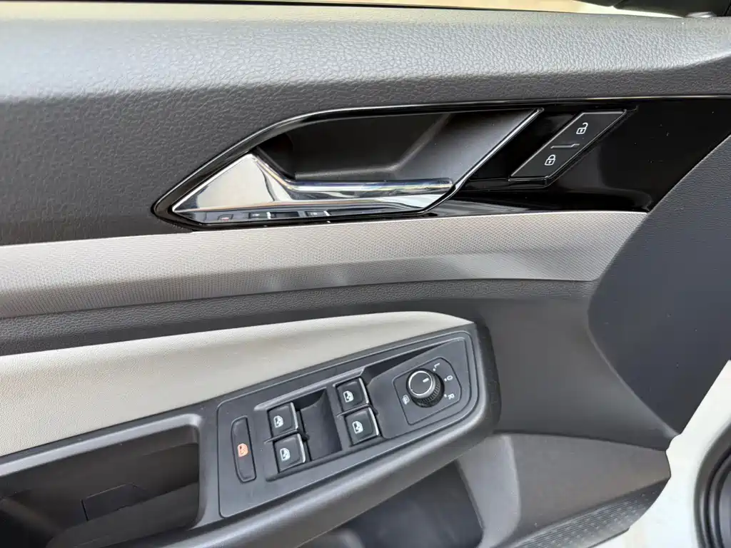 Volkswagen Bora — миниатюра 14