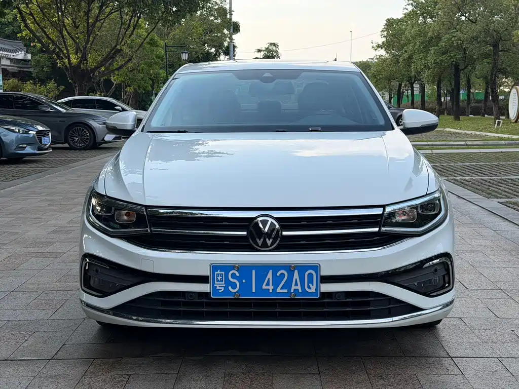 Volkswagen Bora — миниатюра 2