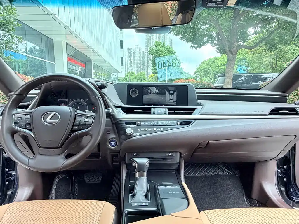 Lexus ES — миниатюра 10