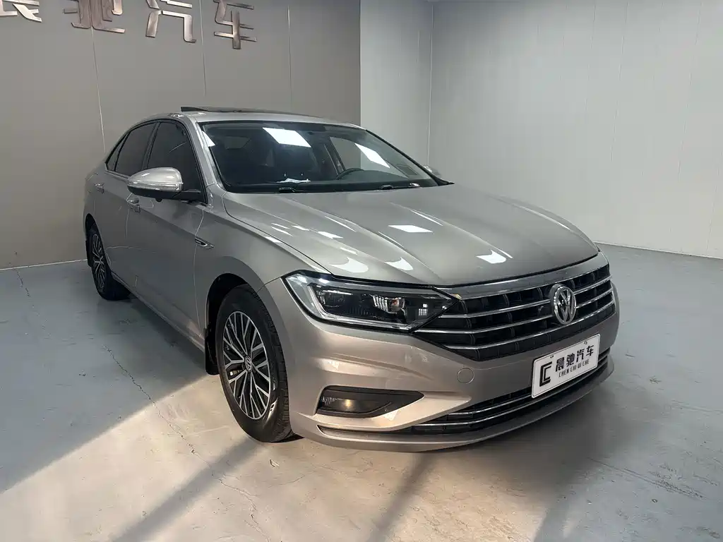 Volkswagen Sagitar — миниатюра 3