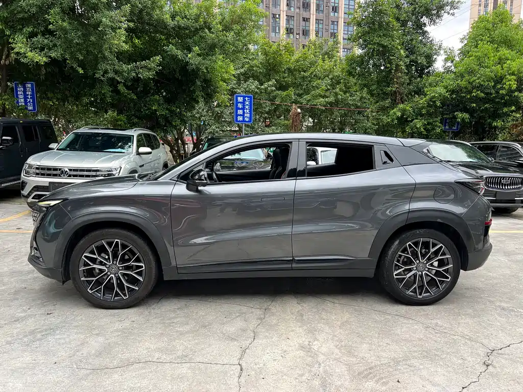 Changan UNI-T — миниатюра 4