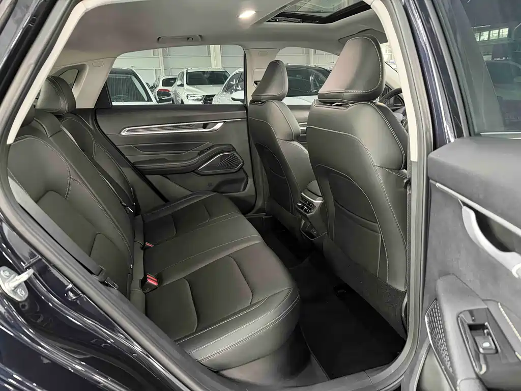 Geely Emgrand — миниатюра 16