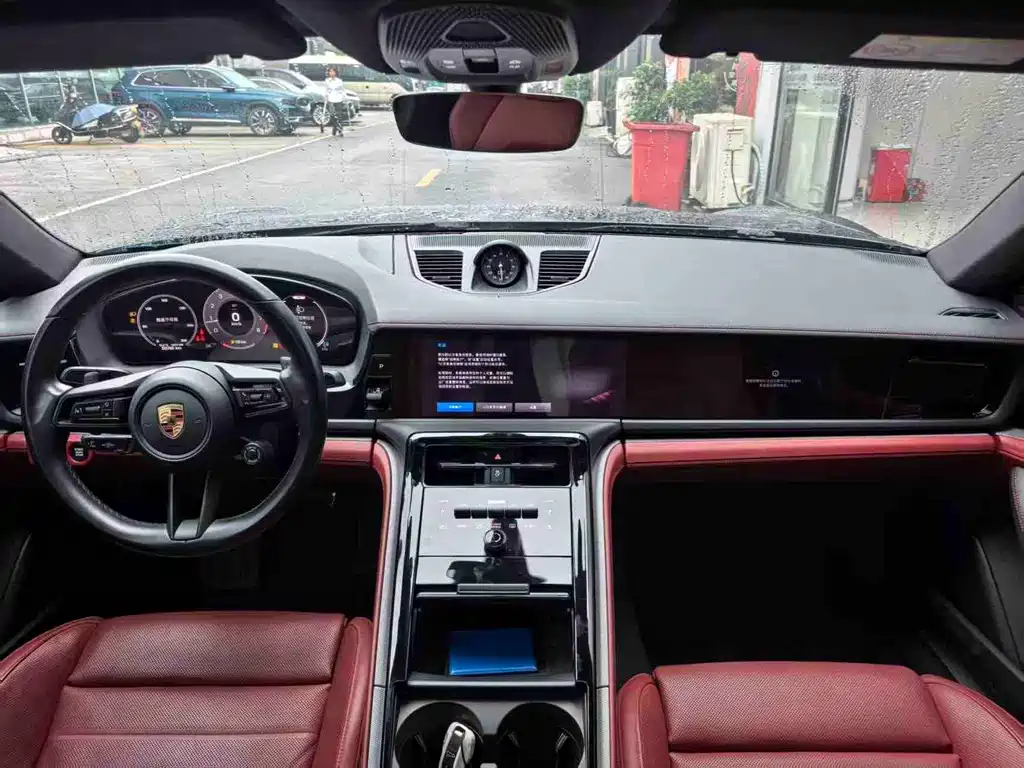 Porsche Panamera — миниатюра 5