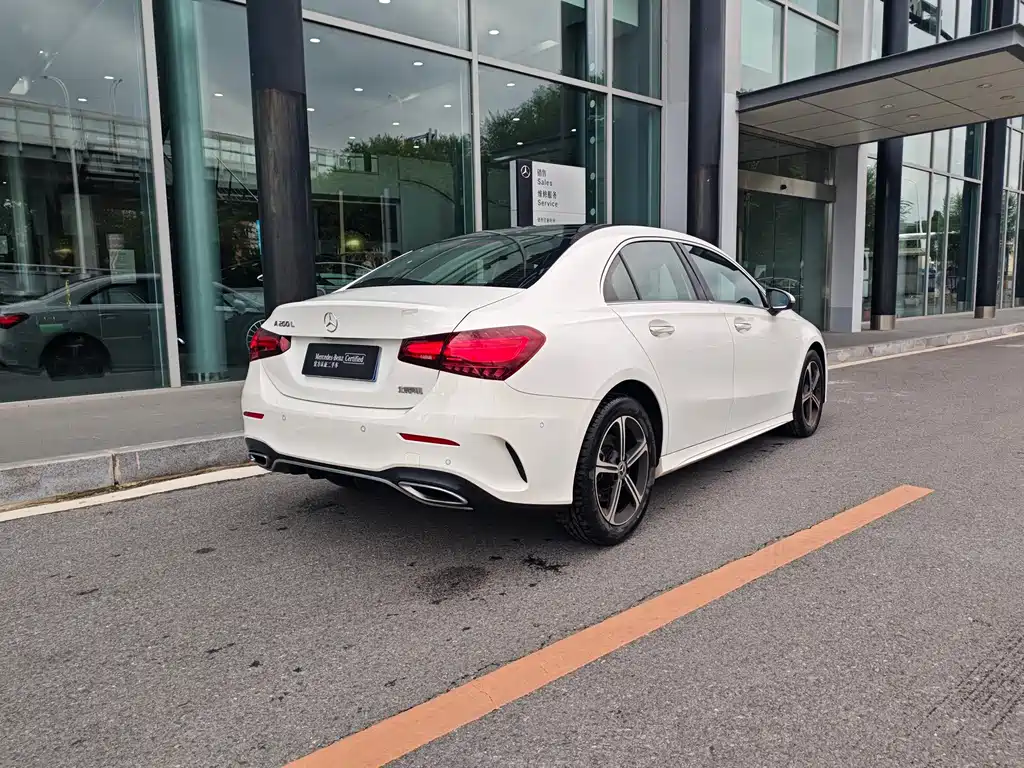 Mercedes-Benz A-Class — миниатюра 3