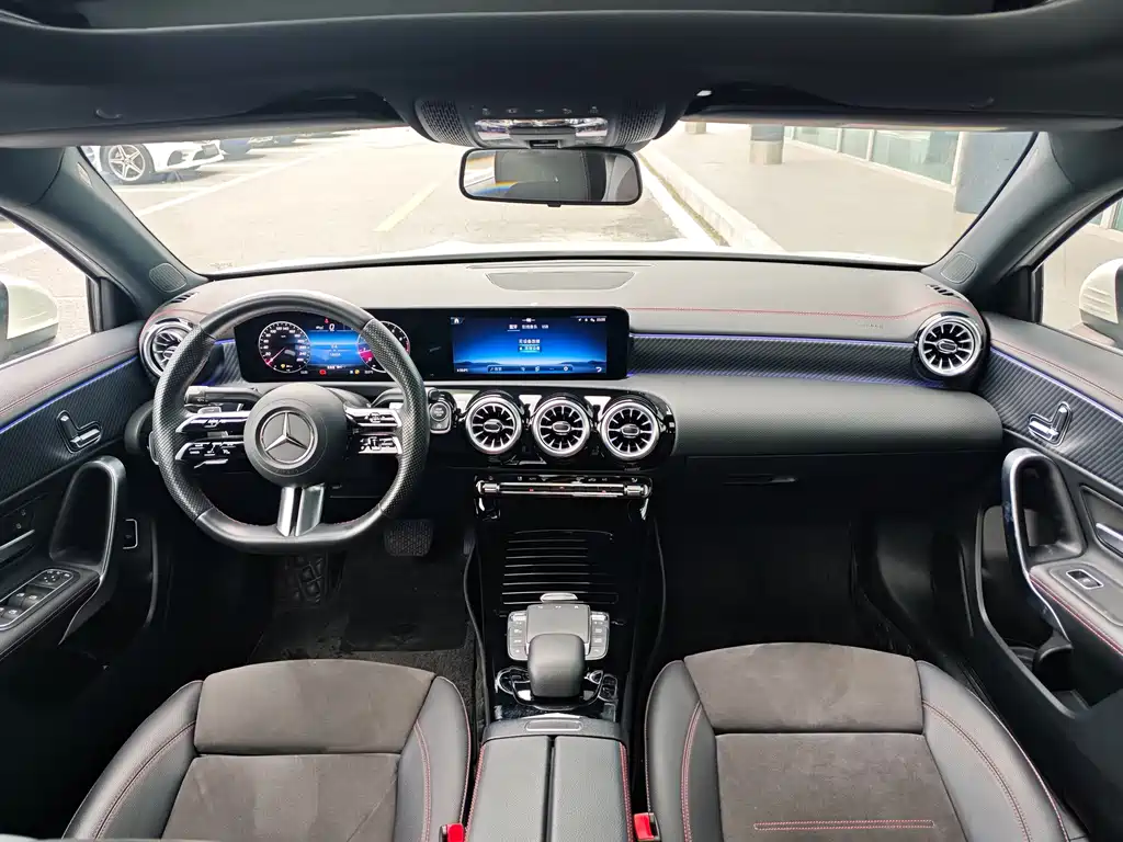 Mercedes-Benz A-Class — миниатюра 8