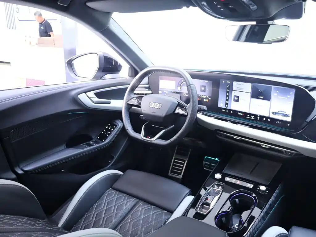 Audi A5L — миниатюра 14
