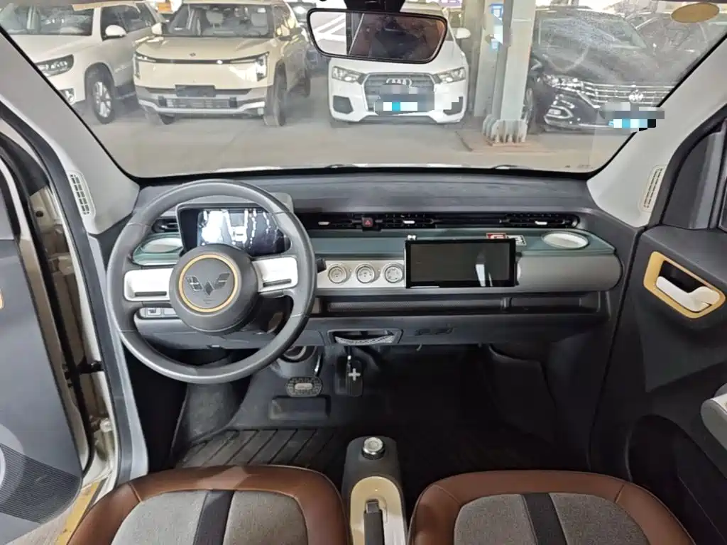 Wuling MINIEV — миниатюра 10